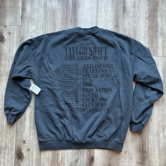 Taylor Swift Crewneck (Eras Tour) - Picture 2 of 4